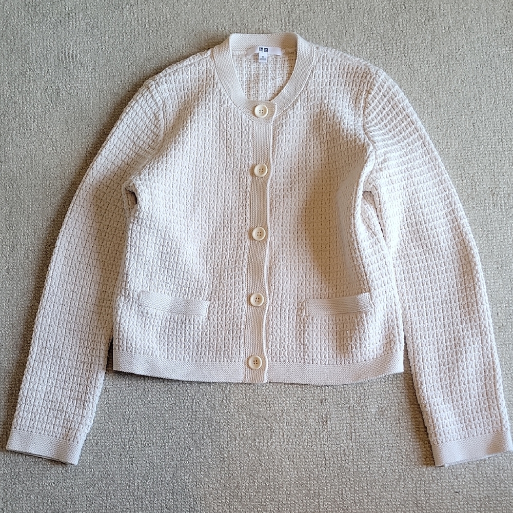 Uniqlo Women's Cream Textured Cropped Cardigan
